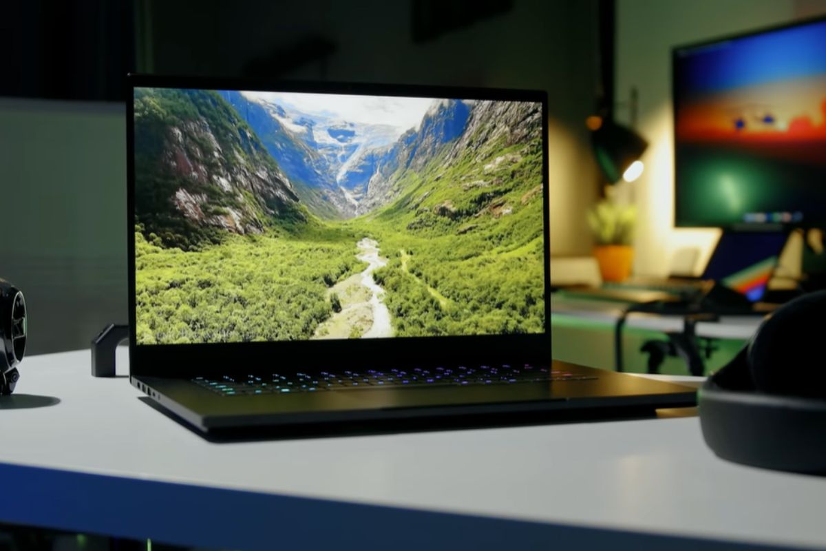 razer-blade-15-2022-thinkpro-2