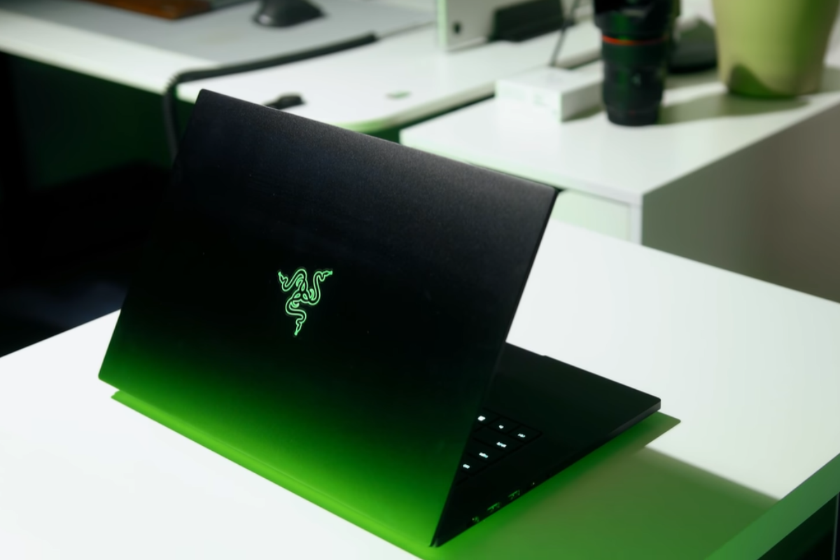 razer-blade-15-2022-thinkpro-1