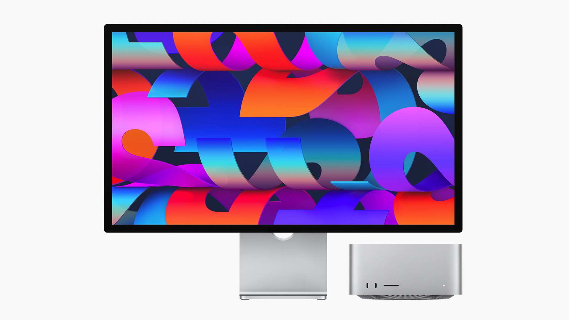 Một điểm thú vị là với Mac Studio, Apple đã chế tác để nó có thể lọt vừa khoảng trống phía dưới hầu hết các loại màn hình trên thị trường. 