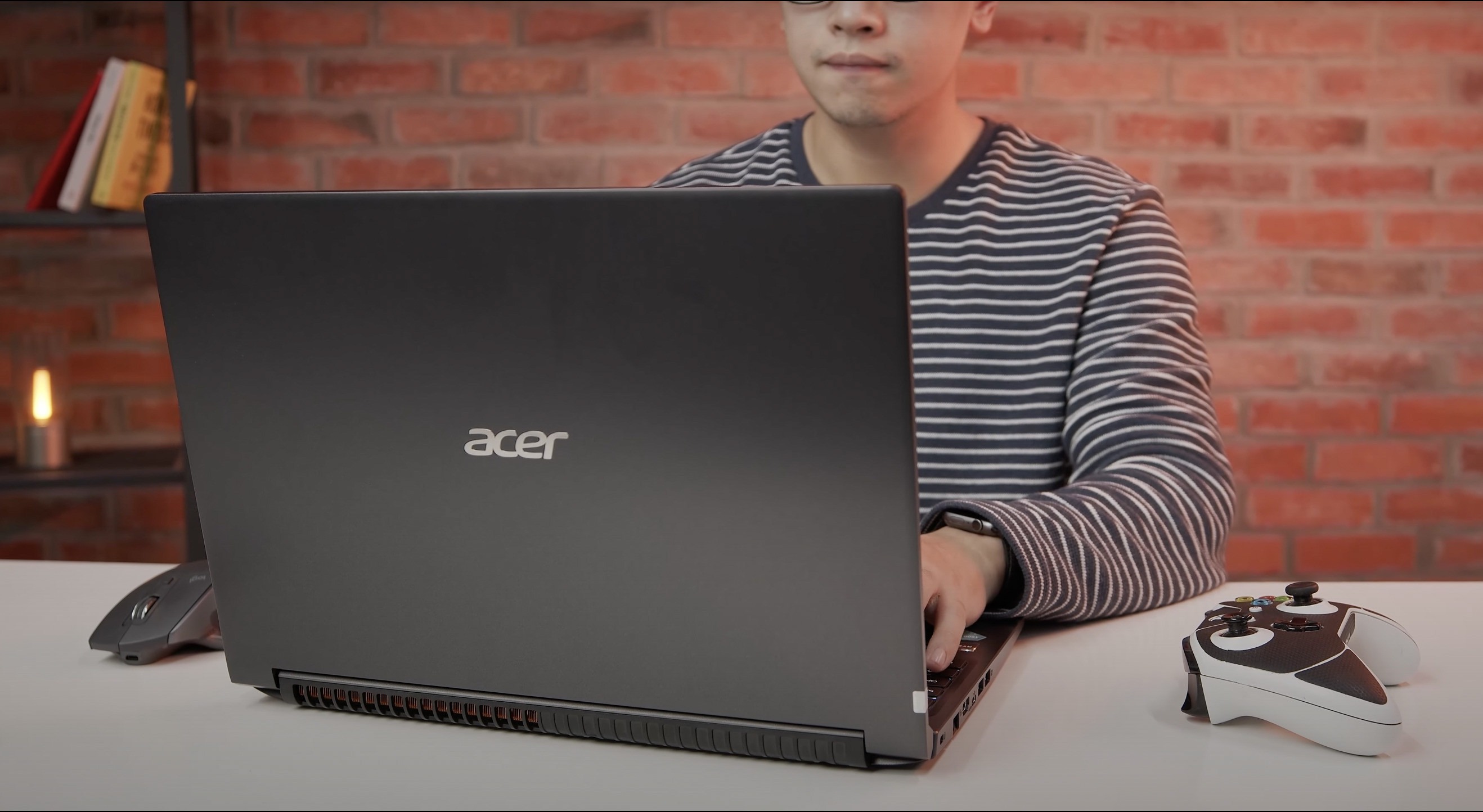 Laptop-Acer-Aspire-7-Gaming-AMD