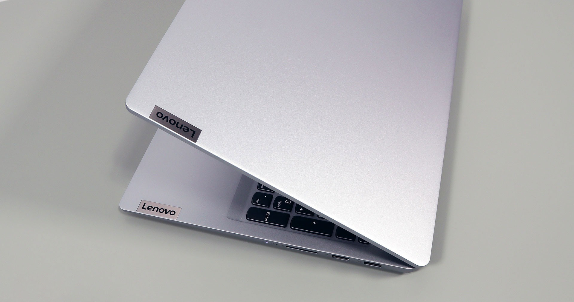 khuyen-mai-Lenovo-IdeaPad-5-Pro-16