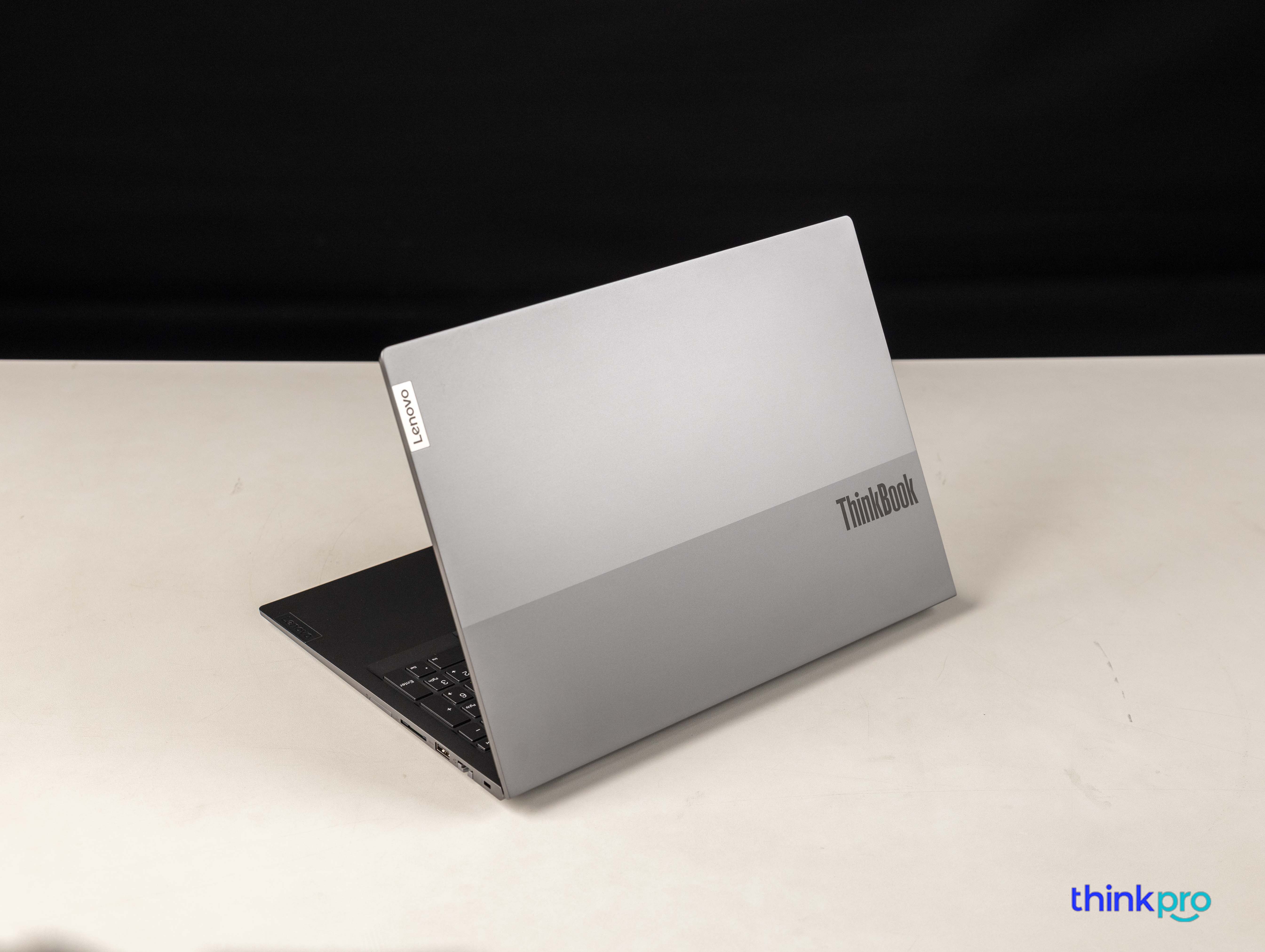 co-nen-mua-Lenovo-ThinkBook-16-G4+