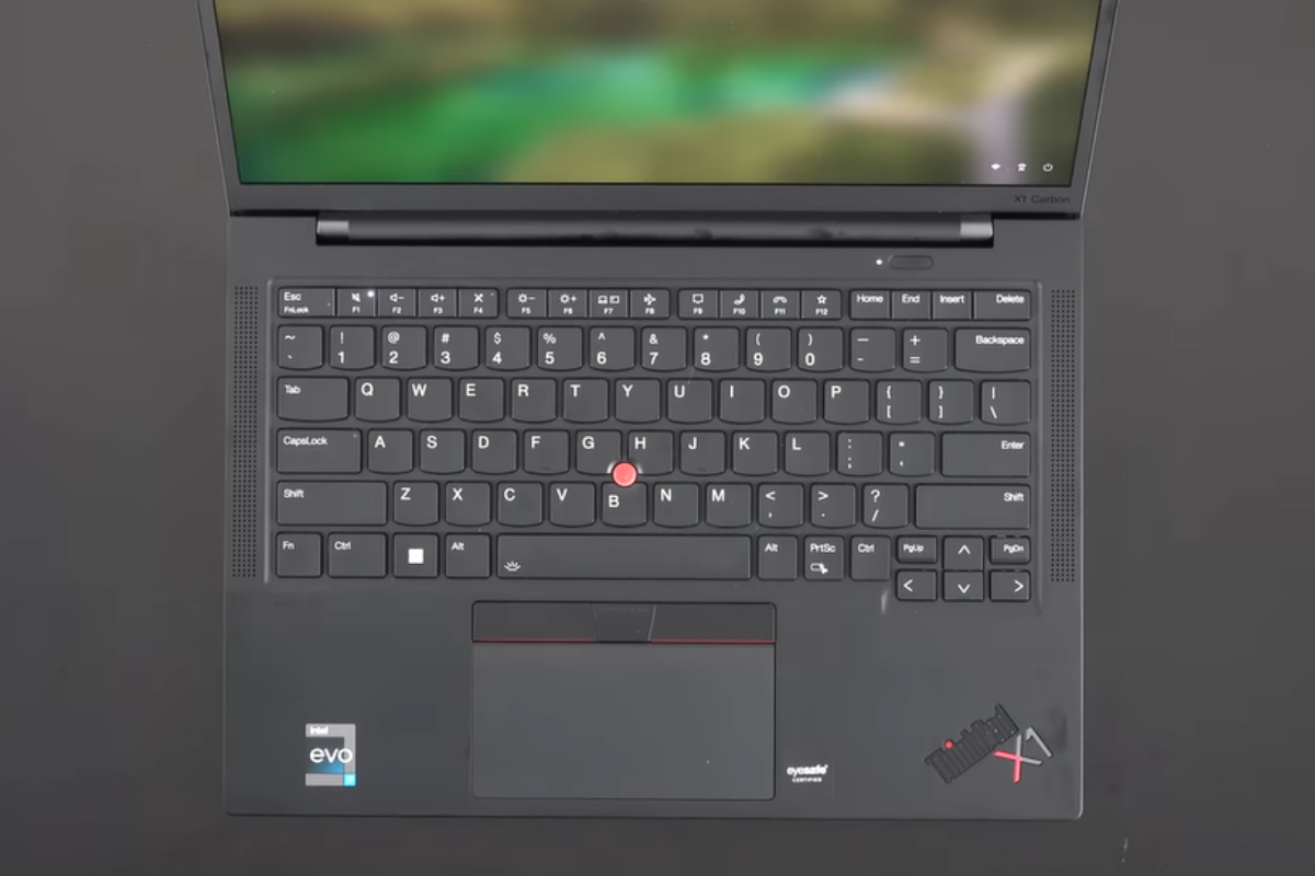 ThinkPad-X1-Carbon-Gen-10-i5