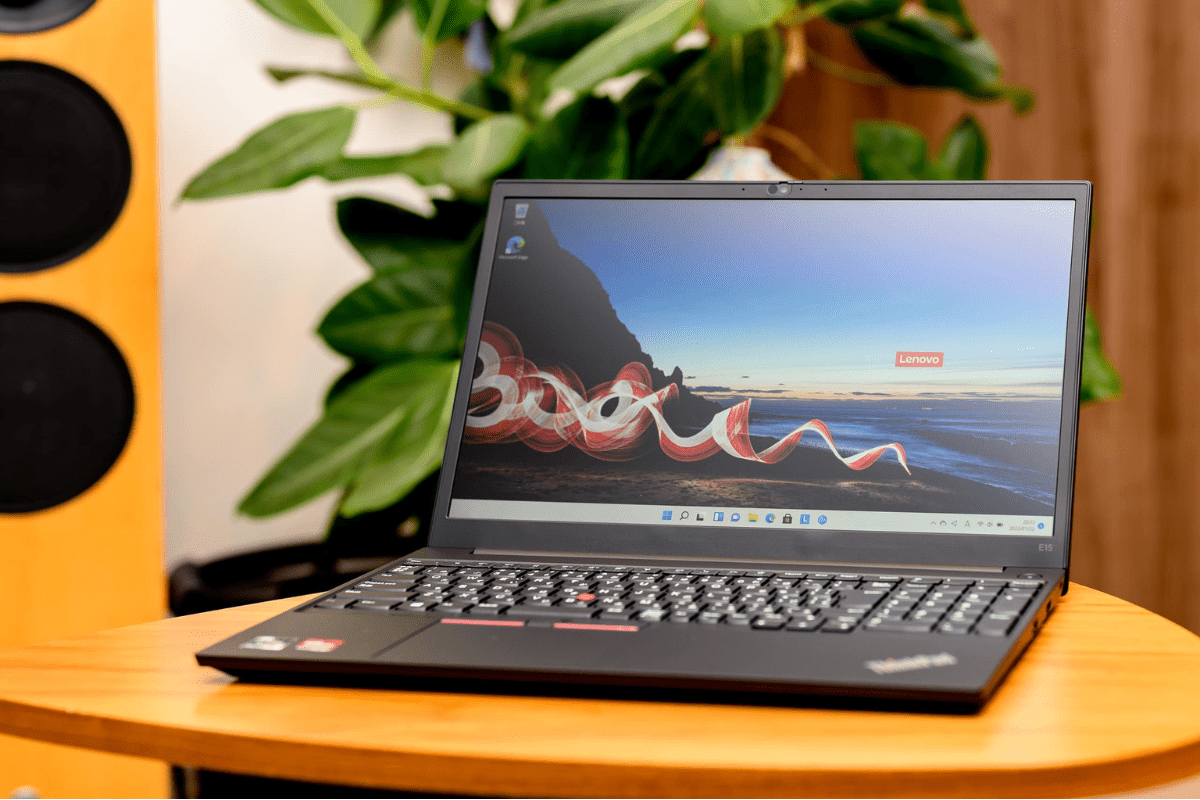 Có nên mua laptop Lenovo IdeaPad E15 Gen 3?