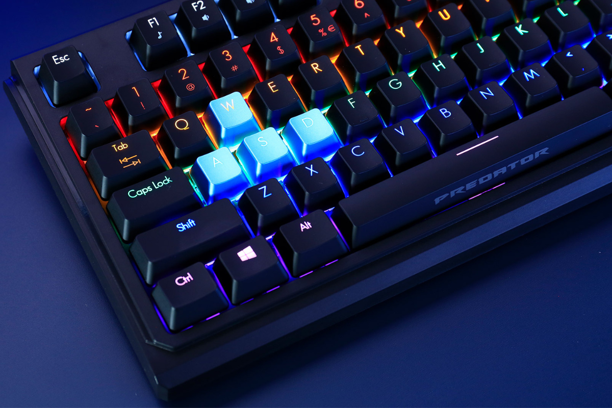 Acer Gaming Predator Aethon 301 TKL chỉ được trang bị keycap ABS